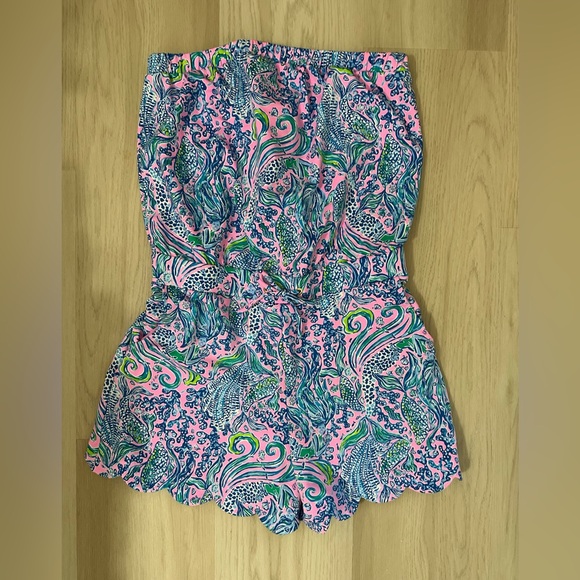 Lilly Pulitzer Jace Romper NWTS
Large
Lilac Romper Strapless - Picture 6 of 8